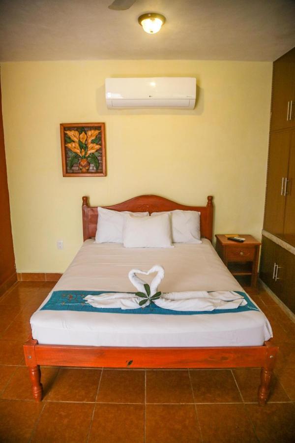 Navieros Rooms Bacalar Exterior foto