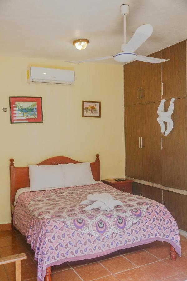 Navieros Rooms Bacalar Exterior foto