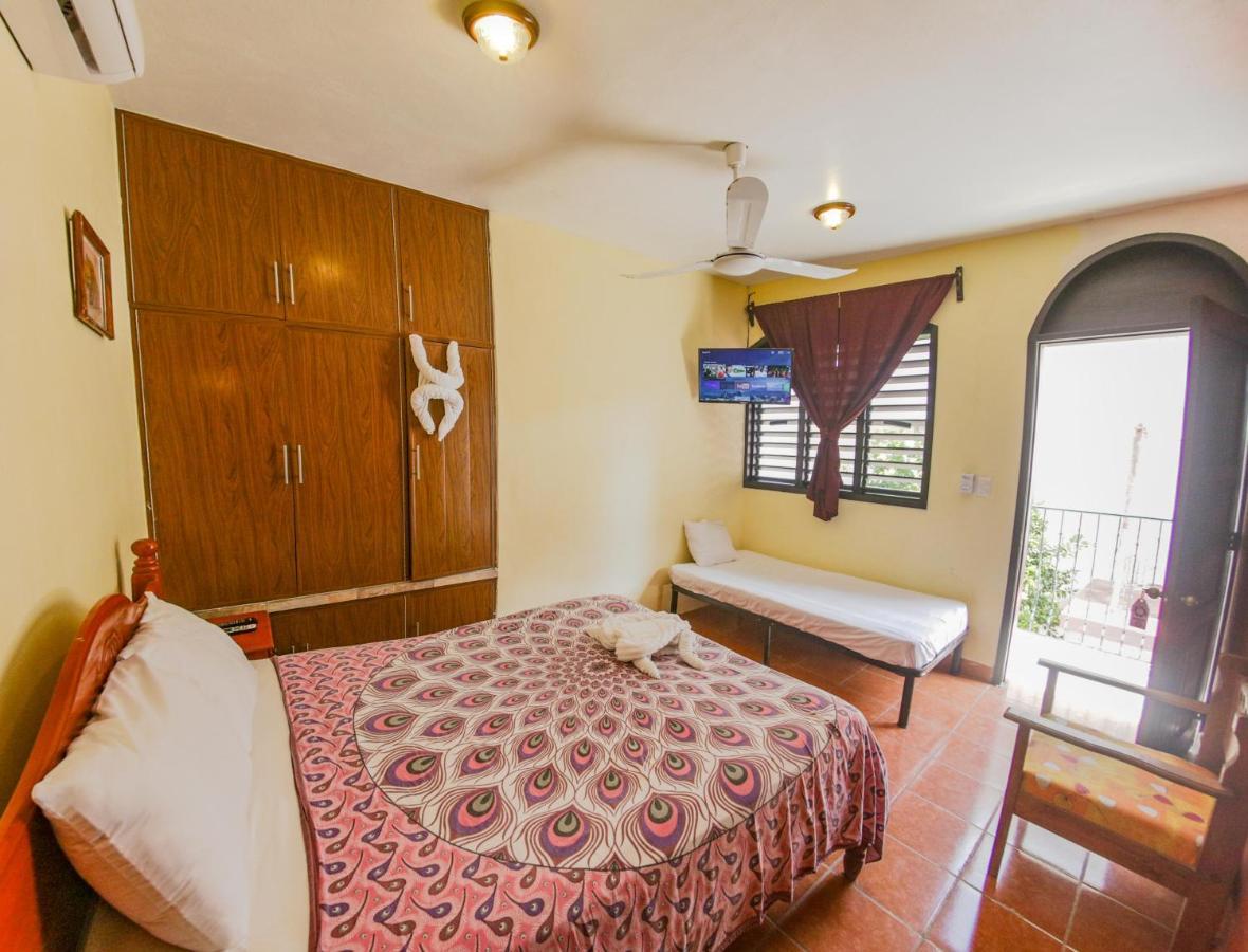 Navieros Rooms Bacalar Exterior foto